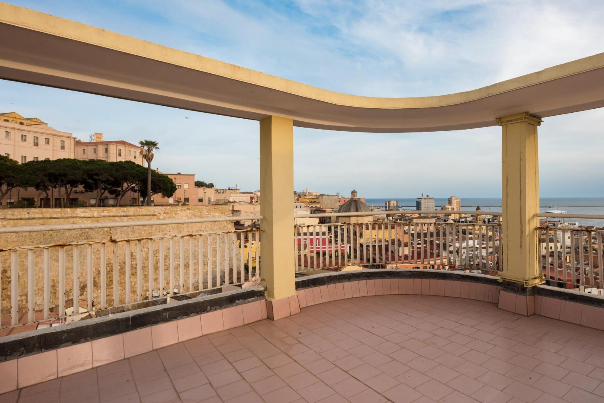 Luxury Design * Cagliari